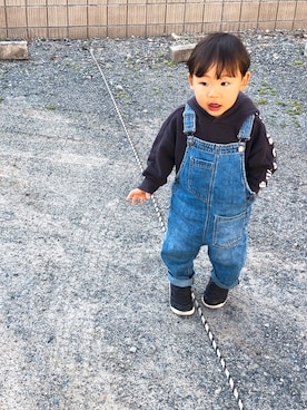 「2歳5ヶ月」｜「アイテム（オールインワン・サロペット）」を使った、glicoさん（キッズ・90cm）の冬コーディネート