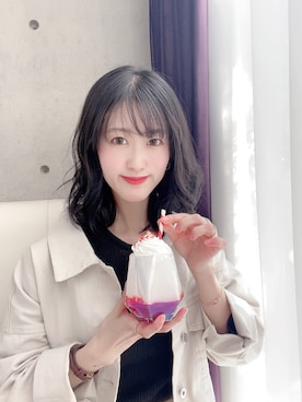 「カフェ」｜「アイテム（セットアップ）」を使った、s a k iさん（レディース・156cm）の春コーディネート