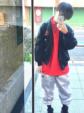 「シルバー」｜「アイテム（ブルゾン）」を使った、YASUさん（メンズ・170cm）の冬コーディネート