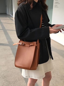 「アイテム（メッセンジャーバッグ）」を使った、Laurenhi_Japanさん（レディース・163cm）の春コーディネート