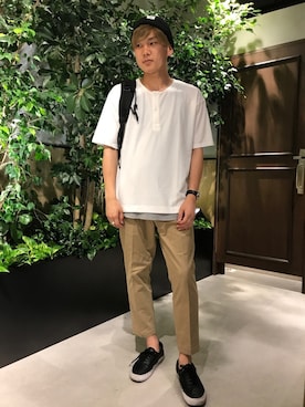 「INDISPENSABLE （インディスペンサブル）のアイテム」を使った、石村さん（メンズ・174cm）の夏コーディネート