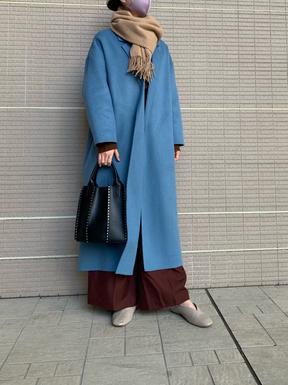 「冬コーデ、休日コーデ、オトナカジュアル、パンツスタイル、ootd、JEANASiS、SLY、ORiental TRaffic(ORiental TRaffic)、着回しコーデ」｜「JEANASISのショートビーバーリバーマキシコート/890427（その他アウター、ブルー系）」を使った、armnさん（レディース・169cm）の冬コーディネートの1枚目の写真