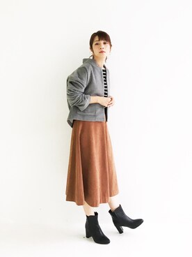 「抜き襟」｜「アイテム（ノーカラージャケット）」を使った、ｉｙｕさん（レディース・157cm）の秋コーディネート