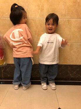 「Champion（チャンピオン）のアイテム（シャツ/ブラウス）」を使った、Yoleyuanさん（キッズ・100cm）の秋コーディネート