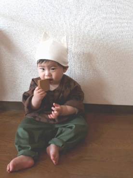「ネコ」｜「アイテム（ニットキャップ/ビーニー）」を使った、ちゃんリリさん（キッズ・80cm）の春コーディネート