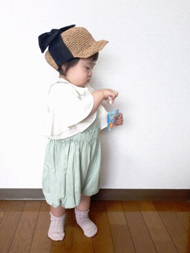 「ミントグリーン」｜「アイテム（サロペット/オーバーオール）」を使った、ちゃんリリさん（キッズ・80cm）の夏コーディネート