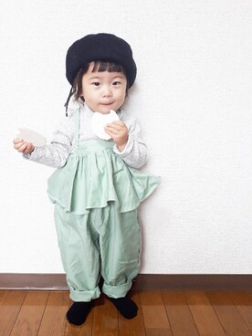 「ミントグリーン」｜「アイテム（サロペット/オーバーオール）」を使った、ちゃんリリさん（キッズ・80cm）の秋コーディネート