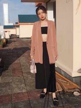 「NaRaYaのアイテム」を使った、阿宁别怂さん（レディース・161cm）の春コーディネート