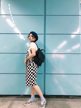 「MONKI（モンキ）のアイテム（バッグ）」を使った、阿宁别怂さん（レディース・161cm）の夏コーディネート