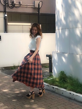 「アイテム（スカート、オレンジ系）」を使った、natsumiさん（レディース・158cm）の春コーディネート