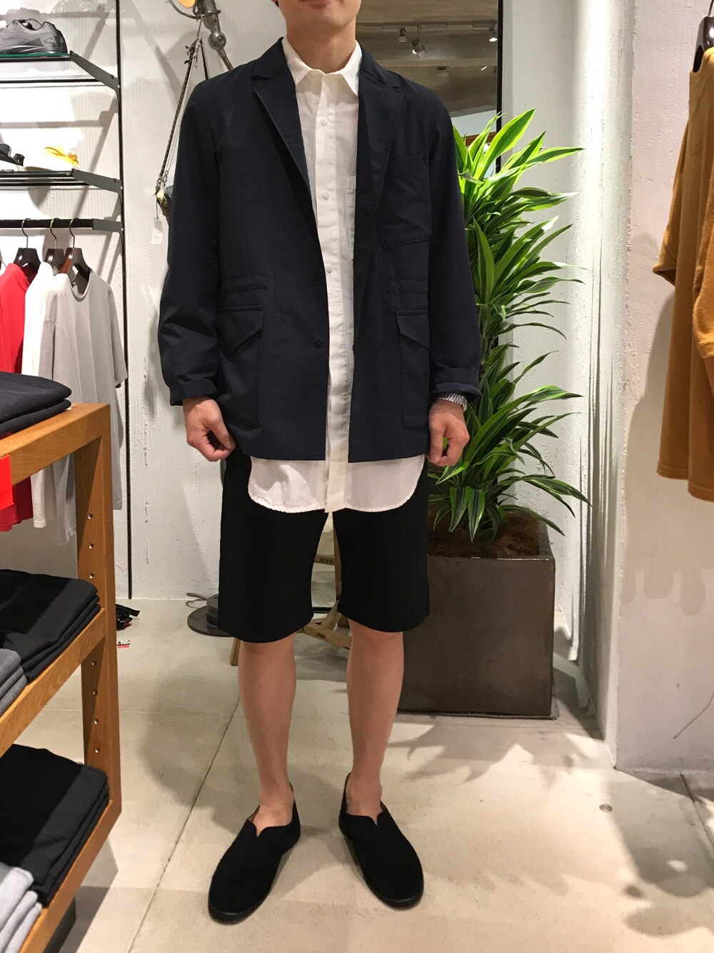 「Johnbull Private labo、johnbull、ジョンブル、ジョンブル　プライベート　ラボ(Johnbull Private labo)、カジュアル、ハーフパンツ、ショートパンツ、ジャケット、ロングシャツ」｜「Johnbullのライトジャケット（その他アウター、ブルー系）」を使った、fu_kuさん（メンズ・170cm）の夏コーディネートの1枚目の写真