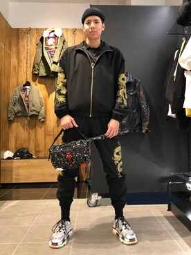 「WHITELAND（ホワイトランド）のアイテム（ブルゾン）」を使った、タグチ　ユータさん（メンズ・187cm）の冬コーディネート