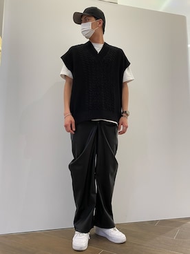 「DANKE SCHON（ダンケシェーン）のアイテム（スラックス）」を使った、タグチ　ユータさん（メンズ・187cm）の冬コーディネート