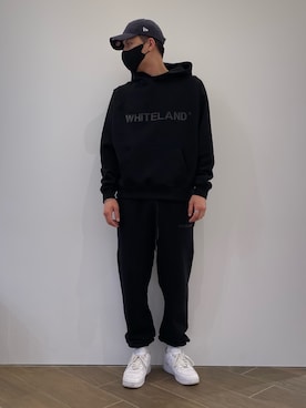 「WHITELAND（ホワイトランド）のWHITELAND/ホワイトランド/プリントパーカー（パーカー）」を使った、タグチ　ユータさん（メンズ・187cm）の冬コーディネート