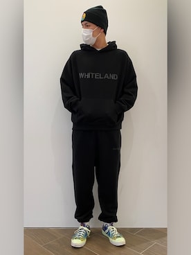 「WHITELAND（ホワイトランド）のWHITELAND/ホワイトランド/プリントパーカー（パーカー）」を使った、タグチ　ユータさん（メンズ・187cm）の春コーディネート