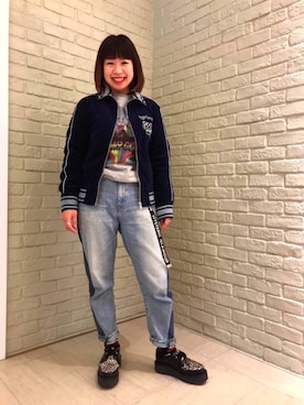 「アイテム（スタジャン）」を使った、OKUDAさん（レディース・161cm）の冬コーディネート
