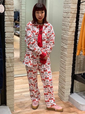 「アイテム（カバーオール、レッド系）」を使った、OKUDAさん（レディース・161cm）の秋コーディネート