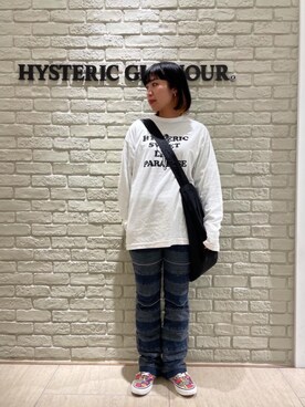 「リメイクデニム」｜「アイテム（スニーカー）」を使った、OKUDAさん（レディース・161cm）の春コーディネート