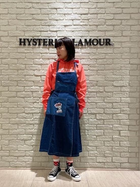 「でにむ」｜「アイテム（ジャンパースカート）」を使った、OKUDAさん（レディース・161cm）の春コーディネート