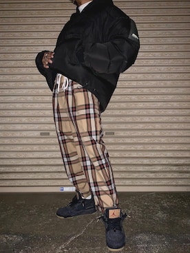 「Drole De Monsieur（ドロール ド ムッシュ）のDROLE DE MONSIEUR/ドロール ド ムッシュ/BLACK PATCHED DOWN JKT（ダウンジャケット/コート、ブラック系）」を使った、F.さん（メンズ・171cm）の秋コーディネート