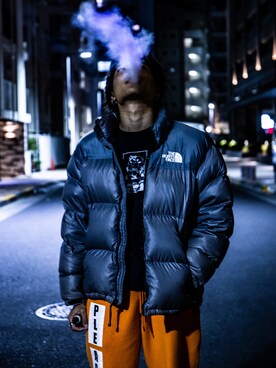 「THE NORTH FACE（ザノースフェイス）のアイテム（ダウンジャケット/コート、シルバー系）」を使った、F.さん（メンズ・171cm）の冬コーディネート