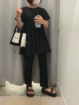 「Teva（テバ）のTeva / プラットフォーム ユニバーサル（サンダル）」を使った、®️さん（レディース・153cm）の秋コーディネート