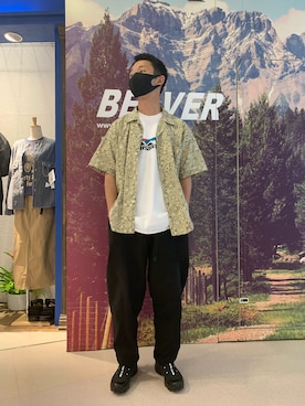「and wander（アンドワンダー）のアイテム（スニーカー）」を使った、しょーまさん（メンズ・169cm）の夏コーディネート