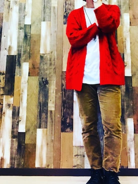 「GU（ジーユー）のアイテム（カーディガン/ボレロ、レッド系）」を使った、takahiro.shishidoさん（メンズ・170cm）の春コーディネート