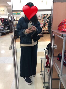 「しまむら（シマムラ）のアイテム（その他パンツ、ブルー系）」を使った、もっかさん（レディース・150cm）の春コーディネート