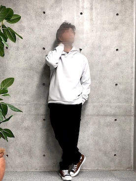 「アイテム（カーゴパンツ、グレー系）」を使った、2ndbmさん（メンズ・174cm）の秋コーディネート