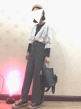 「w closet（ダブルクローゼット）のスリット入りリブパンツ（その他パンツ、グレー系）」を使った、ナオコさん（レディース・159cm）の春コーディネート