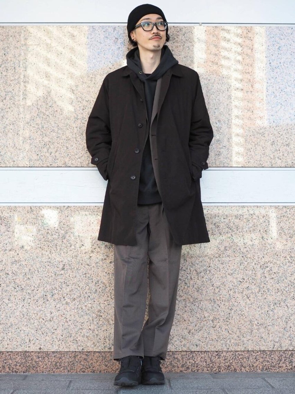 「レイヤードスタイル、大人カジュアル、casual、遊び心のあるJacket Style、カジュアルシーンで着こなすセットアップ、一押しのアウタースタイル」｜「green label relaxingのSC GLR LOW ニットキャップ（ニットキャップ/ビーニー、ブラック系）」を使った、ナカゴミさん（メンズ・184cm）の冬コーディネートの1枚目の写真