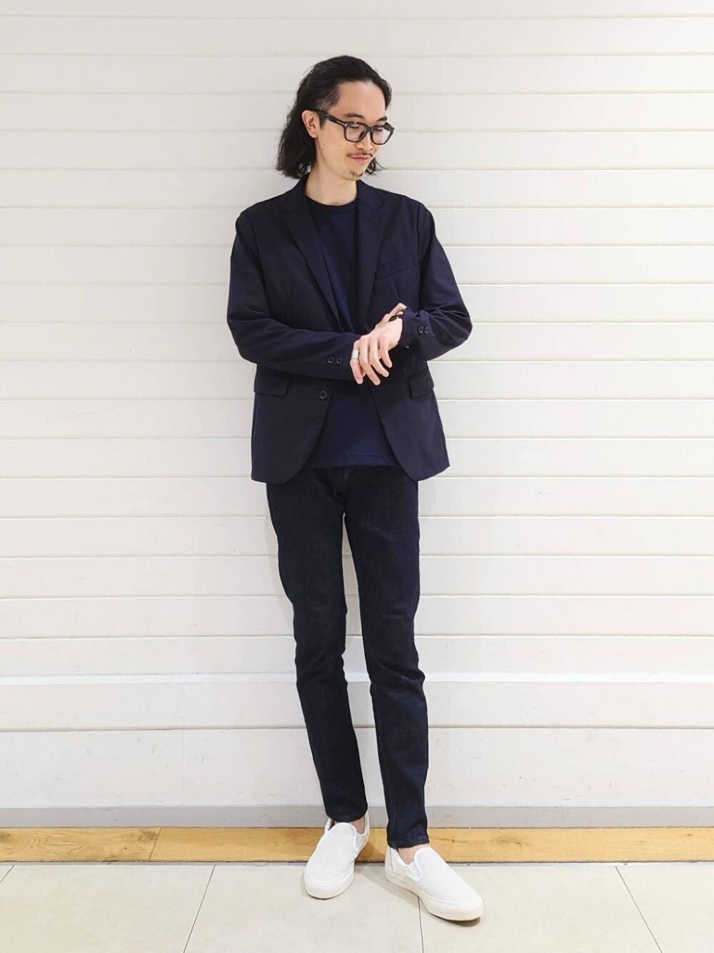 「ジャケット、デニムパンツ、ベーシック/トラッド」｜「green label relaxingの＜ 機能性 / 抗菌 ＞CM Clean オーガニック ポンチ クルーネック カットソー Tシャツ（Tシャツ/カットソー、ブルー系）」を使った、ナカゴミさん（メンズ・184cm）の夏コーディネートの1枚目の写真