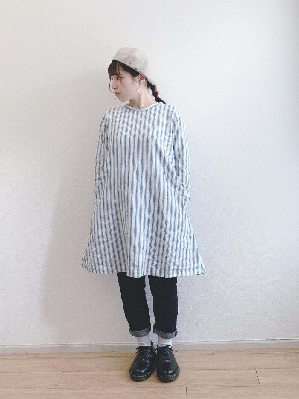 「ゆるコーデ、ナチュラル、ベレー帽、studio clip、淡色コーデ、低身長、154cm、春コーデ」｜「studio CLIPの布帛ベレー（ハンチング/ベレー帽、ベージュ系）」を使った、minnさん（レディース・154cm）の冬コーディネートの1枚目の写真