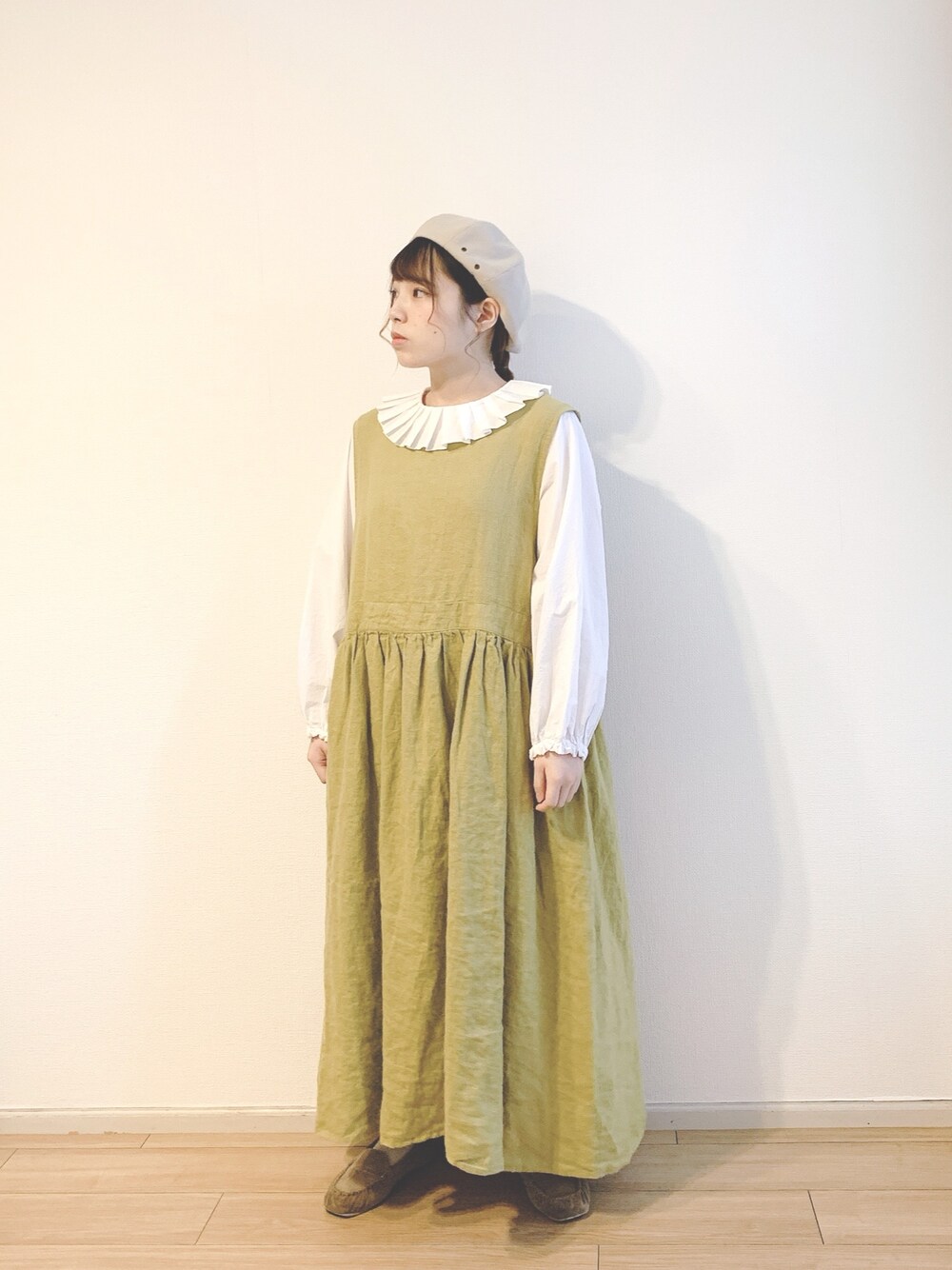 「春コーデ、春、Samansa Mos2、SM2、低身長、ゆるコーデ、ナチュラル、私の推しブランド、ワンピース、154cm」｜「imakokoniのアイテム（ワンピース/ドレス、ホワイト系）」を使った、minnさん（レディース・154cm）の冬コーディネートの1枚目の写真