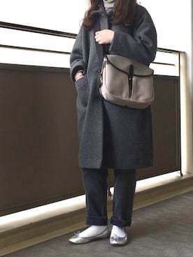 「オールグレー」｜「アイテム（バッグ）」を使った、☺︎さん（レディース・159cm）の冬コーディネート
