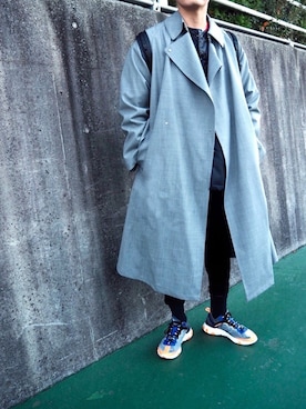 「MACKINTOSH PHILOSOPHY（ﾏｯｷﾝﾄｯｼｭ ﾌｨﾛｿﾌｨｰ）のアイテム（トレンチコート）」を使った、suguruさん（メンズ・173cm）の秋コーディネート