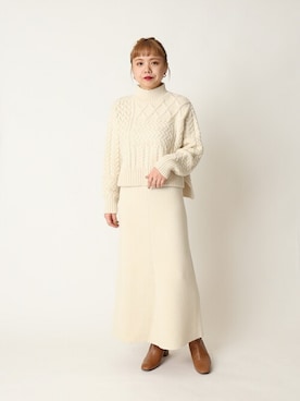 「ミディスカート」｜karinさん（レディース・158cm）の冬コーディネート