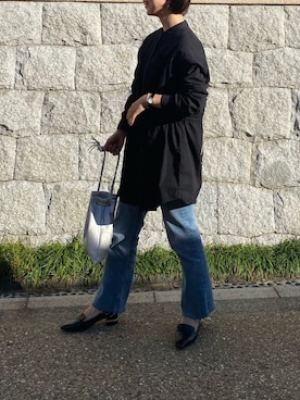 「ZARA（ザラ）のアイテム（シャツ/ブラウス、ブラック系）」を使った、chihiroさん（レディース）の秋コーディネート