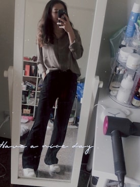 「MUJI Labo（ムジラボ）のアイテム（Shoes、ホワイト系）」を使った、黃以葯さん（レディース・155cm）の夏コーディネート