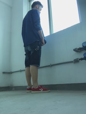 「CLOT（クロット）のアイテム（トップス）」を使った、 菜頭丸さん（メンズ・170cm）の秋コーディネート
