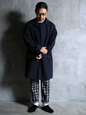 「NIIRUS（ニールス）のアイテム（ステンカラーコート）」を使った、JIGGYS SHOP PRESSさん（メンズ・172cm）の春コーディネート