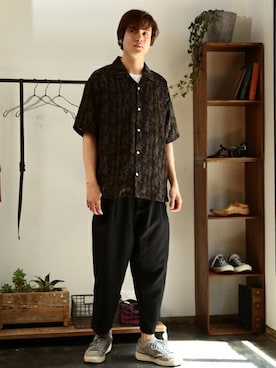 「NIIRUS（ニールス）のアイテム」を使った、JIGGYS SHOP PRESSさん（メンズ・180cm）の春コーディネート