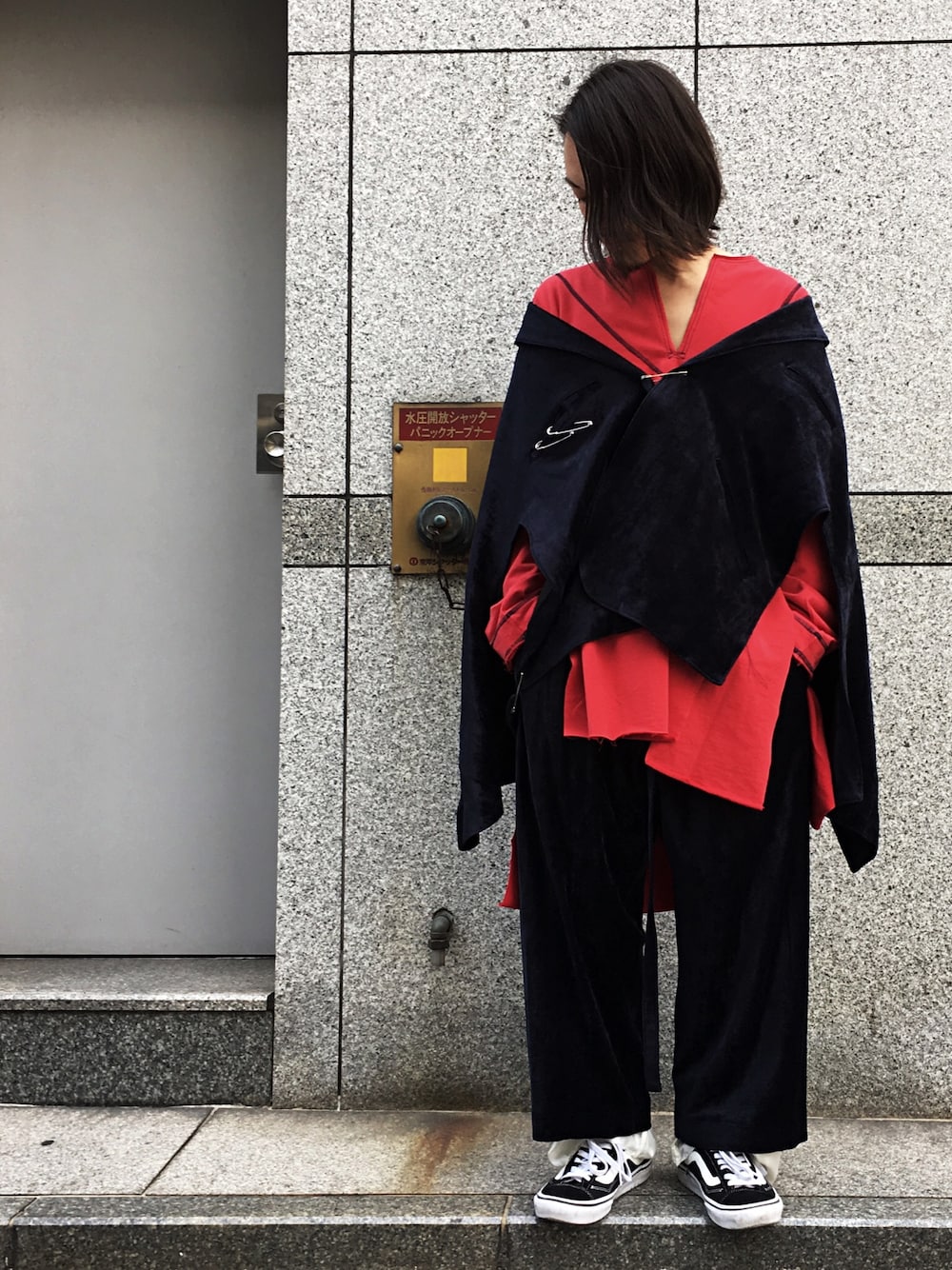 「sulvam、VANS、madeinjapan、Japan、yohjiyamamoto、ベロア、ベルベット、LHP、LHP名古屋」｜「VANSのアイテム（スニーカー、ブラック系）」を使った、kazuya muraiさん（メンズ・168cm）の冬コーディネートの1枚目の写真