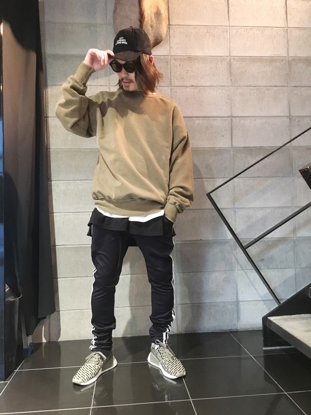 「ストリート、LHP、Danke schon、あけましておめでとうございます！、ストリートMIX、REPRESENT、LHP名古屋、新年一発目、NMD」｜「DANKE SCHONのDankeSchon/ダンケシェーン/Line Jersey Skinny Pants（その他パンツ、ホワイト系）」を使った、kazuya muraiさん（メンズ・168cm）の冬コーディネートの1枚目の写真
