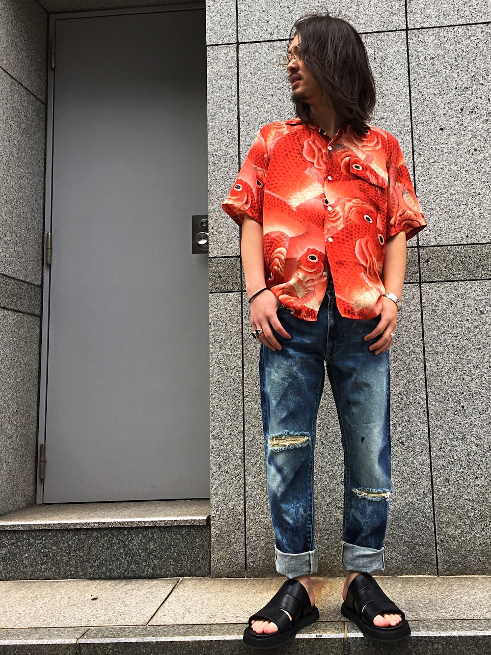 「夏、LHP、adsr、JULIUS、LHP名古屋、祭り、SEVESKIG、TOMWOOD、NIPOALOHA」｜「L.H.Pのアイテム（サンダル、ブラック系）」を使った、kazuya muraiさん（メンズ・168cm）の春コーディネートの1枚目の写真