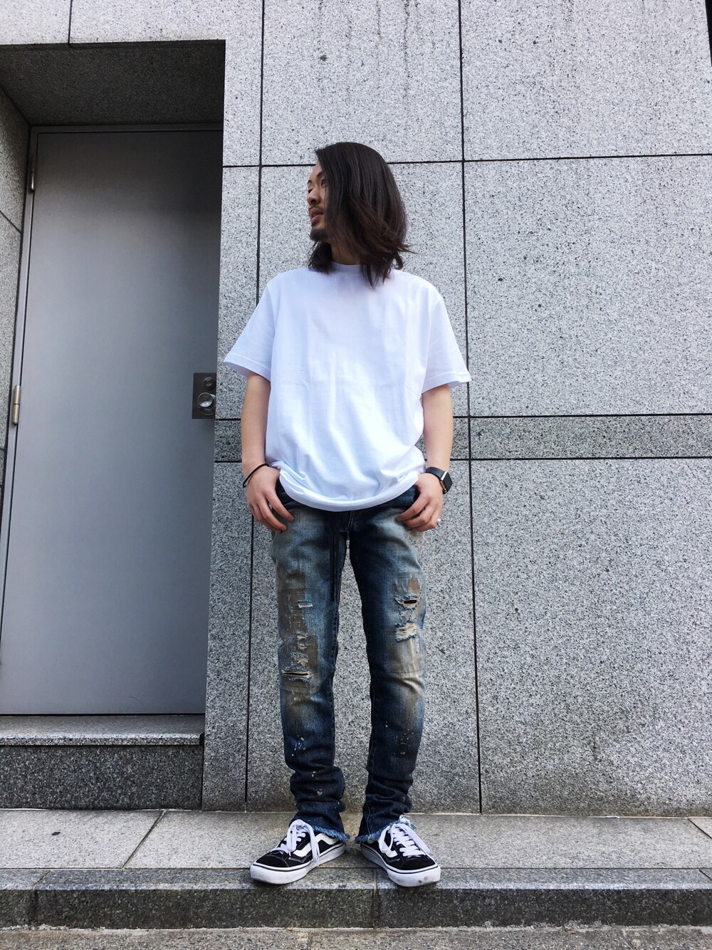 「alyx、Maison Martin Margiela、Maison Margiela、VANS、オトナカジュアル、シンプルコーデ、LHP、LHP名古屋」｜「ALYXのアイテム（デニムパンツ、ブルー系）」を使った、kazuya muraiさん（メンズ・168cm）の春コーディネートの1枚目の写真