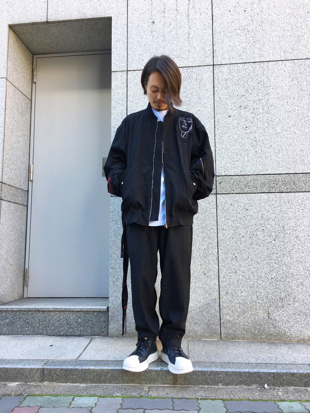 「秋コーデ、Damir Doma、LHP、LHP名古屋」｜「DAMIR DOMAのアイテム（ブルゾン、ブラック系）」を使った、kazuya muraiさん（メンズ・168cm）の秋コーディネートの1枚目の写真