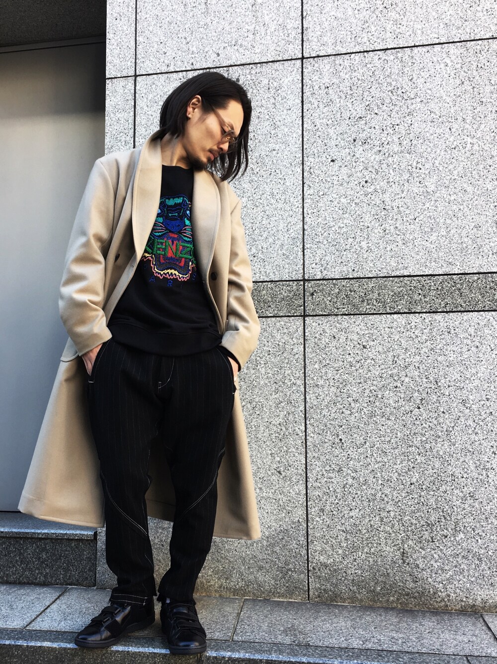 「冬コーデ、Xmas、オトナカジュアル、adsr、KENZO、08sircus、sulvam、RAF SIMONS、LHP、LHP名古屋」｜「A.D.S.R.の＜A.D.S.R＞ SATCHMO/アイウェア（サングラス、ベージュ系）」を使った、kazuya muraiさん（メンズ・168cm）の冬コーディネートの1枚目の写真