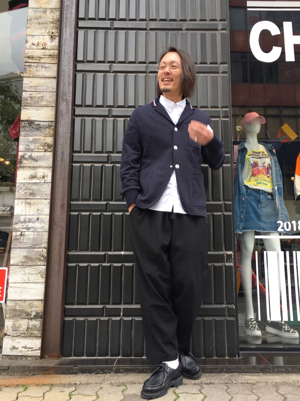 「MONCLER、MONCLERGAMMEBLEU、MARNI、THOMBROWNE、Paraboot、LHP、LHP名古屋」｜「Parabootのアイテム（ドレスシューズ、ブラック系）」を使った、kazuya muraiさん（メンズ・168cm）の春コーディネートの1枚目の写真